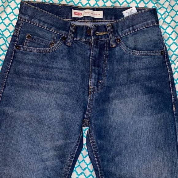Levi’s Dark Wash High Waisted Jeans - Picture 4 of 6